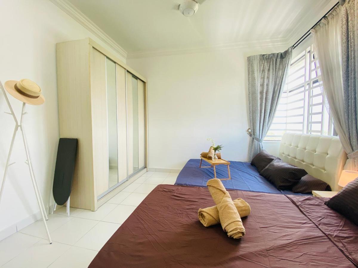Cozy 1-10 Pax 4qbeds 2sbeds Sec7, I-city Apartment *